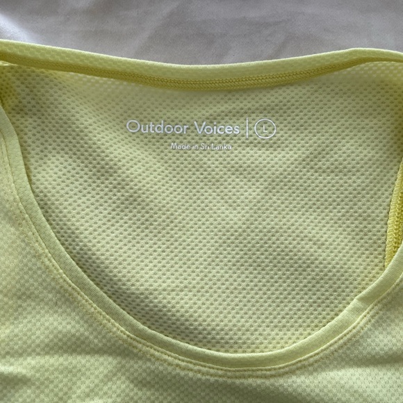 Outdoor Voices fast track mesh tank - Picture 2 of 5